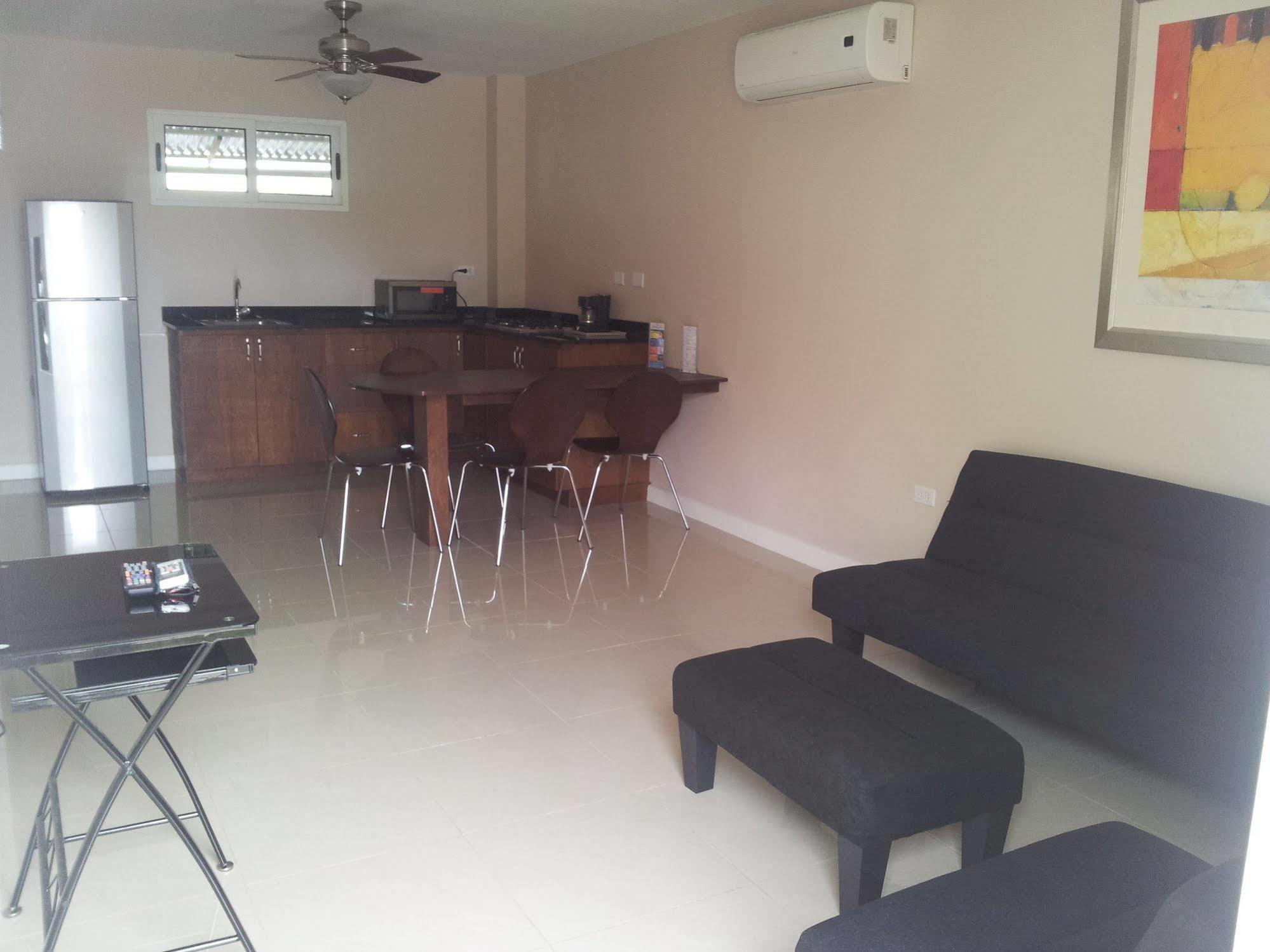 Agua Clara Eco Suites Oranjestad Ngoại thất bức ảnh